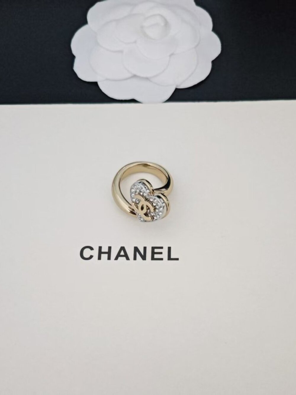 -Chanel- Ring - Picture 3 of 6
